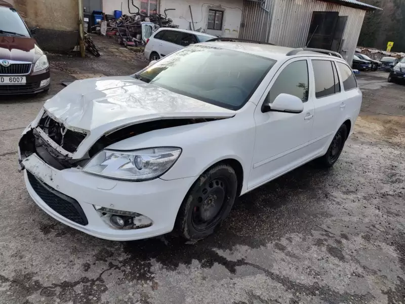 Škoda Octavia II-2 RS 125kw, 156tis km