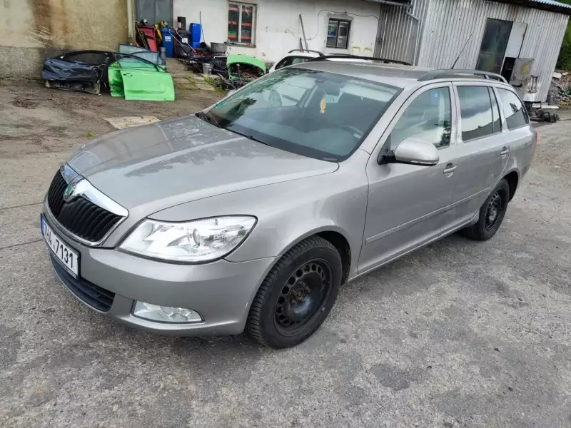 Škoda Octavia II-2 1.6 TDI 77kw, 156tis km