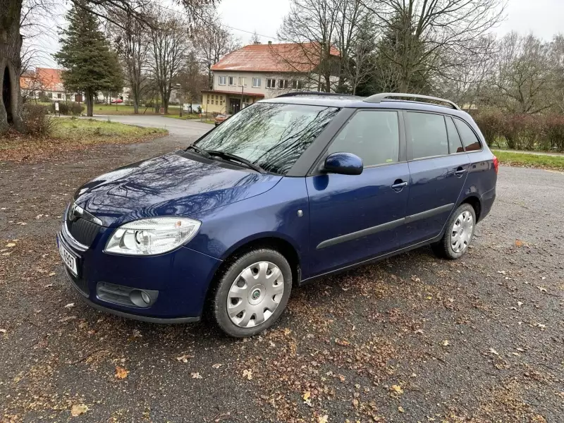 Škoda Fabia II 1.4 16v 63kw Sport, 123 000km