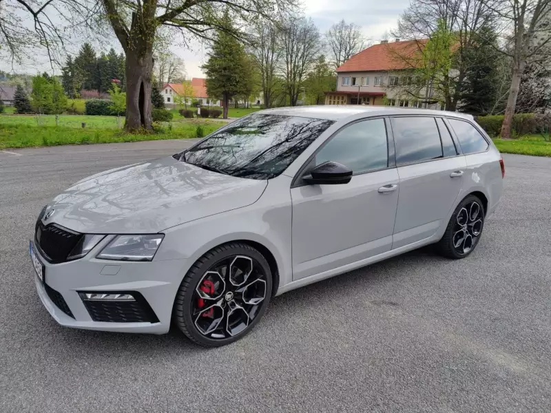 Škoda Octavia III-3 RS 2.0 TSI 180kw Challenge 2019